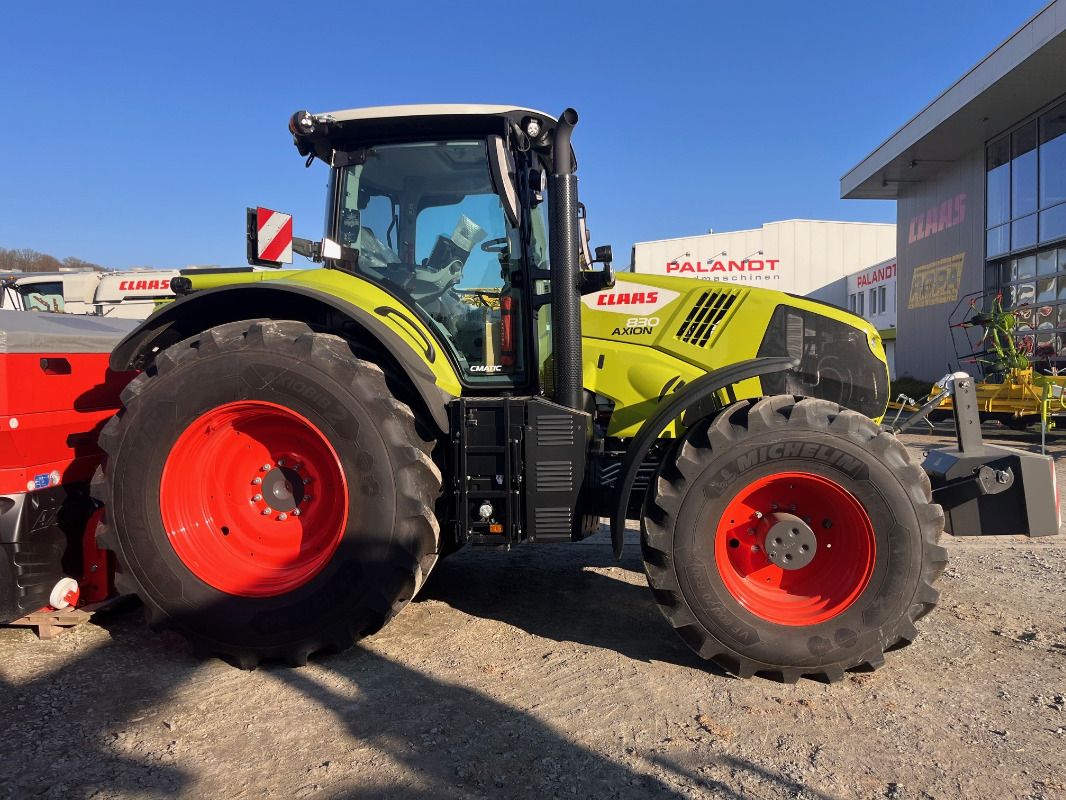 CLAAS Axion 830 CMATIC - Traktors: foto 4 CLAAS Axion 830 CMATIC - Traktors: foto 4