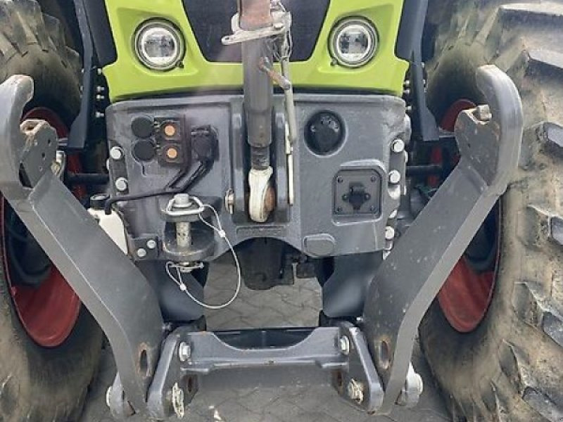 CLAAS Axion 850 CEBIS - Traktors: foto 5 CLAAS Axion 850 CEBIS - Traktors: foto 5