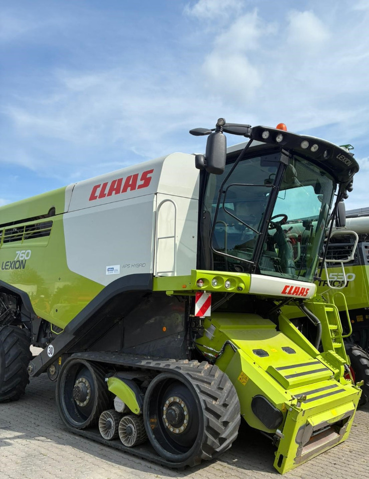 CLAAS Lexion 760TT - Labības kombains: foto 5 CLAAS Lexion 760TT - Labības kombains: foto 5