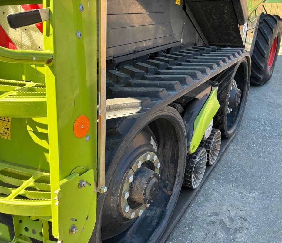 CLAAS Lexion 760TT - Labības kombains: foto 2 CLAAS Lexion 760TT - Labības kombains: foto 2