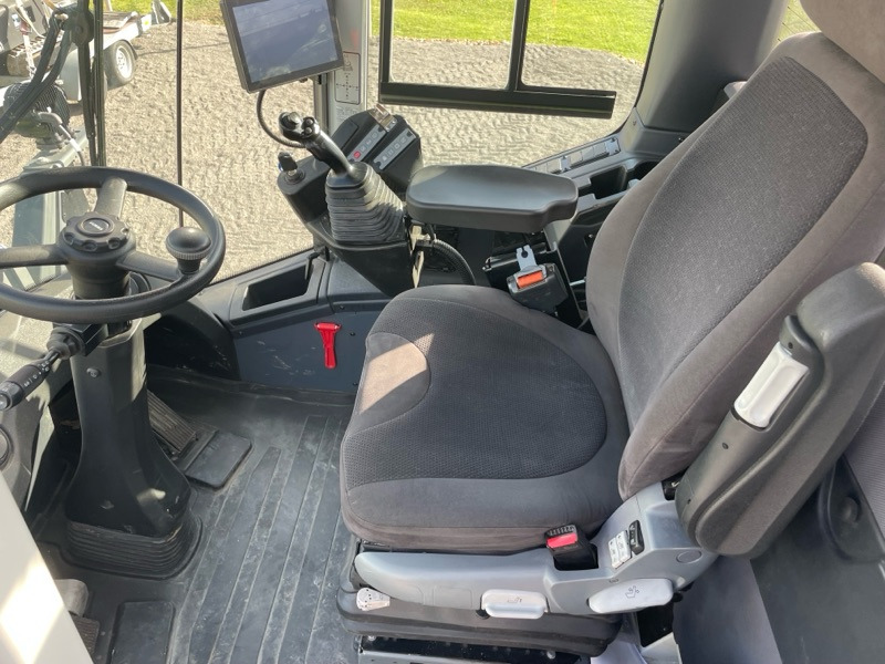 CLAAS Torion 1285 - Riteņu iekrāvējs: foto 3 CLAAS Torion 1285 - Riteņu iekrāvējs: foto 3