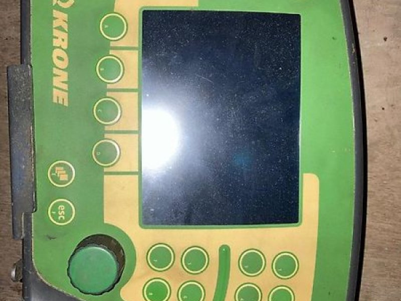 Krone Comprima CV 150 XC - Rituļu prese: foto 2 Krone Comprima CV 150 XC - Rituļu prese: foto 2