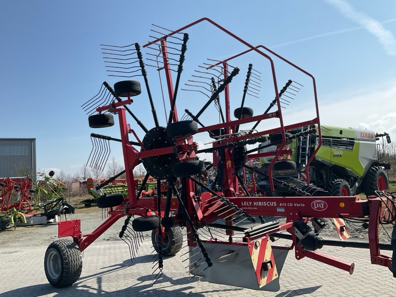 Lely Hibiscus 815 CD Vario - Vālotājs/ Ārdītājs: foto 1 Lely Hibiscus 815 CD Vario - Vālotājs/ Ārdītājs: foto 1