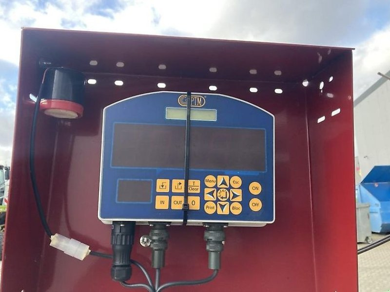 Strautmann Verti-Mix 951 - Lopbarības mikseris: foto 4 Strautmann Verti-Mix 951 - Lopbarības mikseris: foto 4