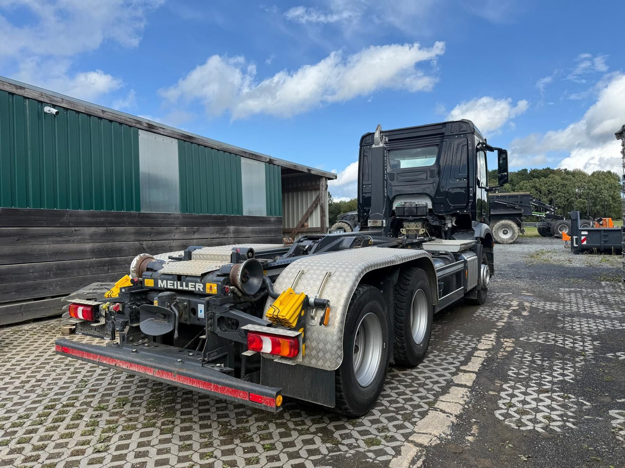 Mercedes-Benz Arocs 5 2648 Meiller Hakenlift 21-60 neuwertig - Pacēlājs ar āķi: foto 3 Mercedes-Benz Arocs 5 2648 Meiller Hakenlift 21-60 neuwertig - Pacēlājs ar āķi: foto 3