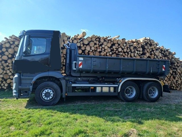 Mercedes-Benz Arocs 5 2648 Meiller Hakenlift 21-60 neuwertig - Pacēlājs ar āķi: foto 4 Mercedes-Benz Arocs 5 2648 Meiller Hakenlift 21-60 neuwertig - Pacēlājs ar āķi: foto 4