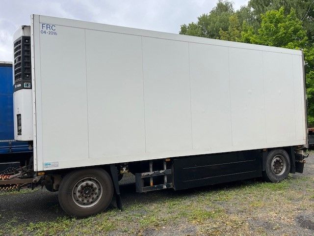 Schmitz Cargobull TK Anhänger Thermoking SL100 Rohrbahn Fleisch - Piekabe refrižerators: foto 2 Schmitz Cargobull TK Anhänger Thermoking SL100 Rohrbahn Fleisch - Piekabe refrižerators: foto 2