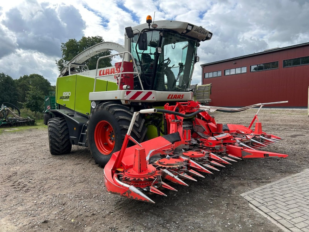 CLAAS Jaguar 890 - Kombains: foto 1 CLAAS Jaguar 890 - Kombains: foto 1