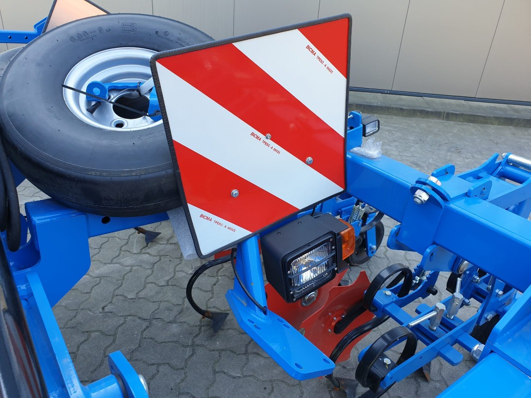 Carré ECONET F 6R75 HACKE līzingu Carré ECONET F 6R75 HACKE: foto 10