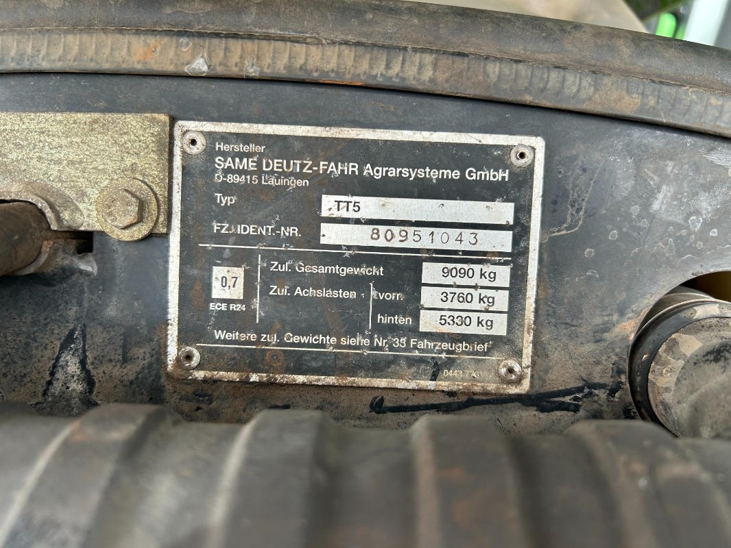 Deutz-Fahr Agroton 165 Mk. 3 - Traktors: foto 5 Deutz-Fahr Agroton 165 Mk. 3 - Traktors: foto 5
