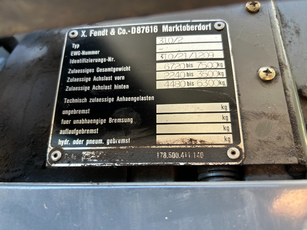 Fendt Farmer 310 - Traktors: foto 2 Fendt Farmer 310 - Traktors: foto 2