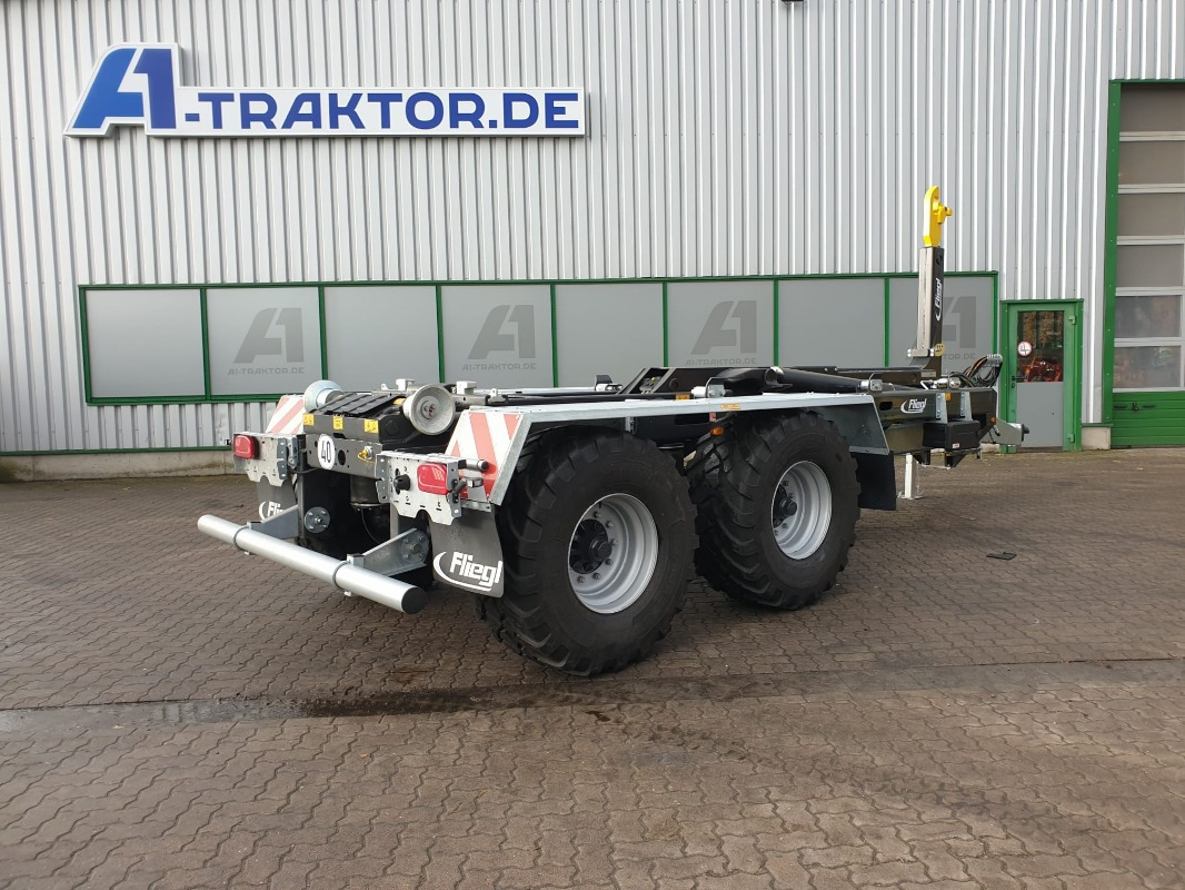 Fliegl HKL 22 - Instrument/ Aprīkojums: foto 2 Fliegl HKL 22 - Instrument/ Aprīkojums: foto 2