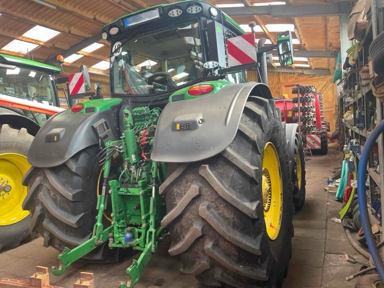 John Deere 6R 175 - Traktors: foto 3 John Deere 6R 175 - Traktors: foto 3