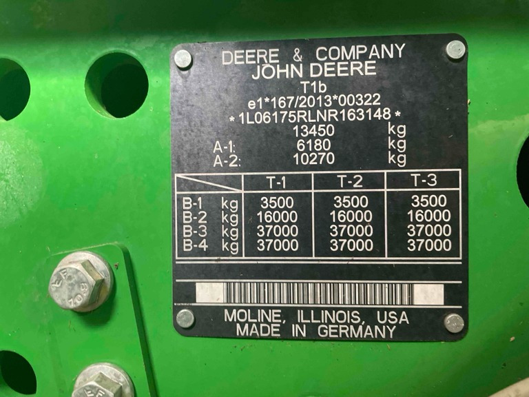 John Deere 6R 175 - Traktors: foto 1 John Deere 6R 175 - Traktors: foto 1