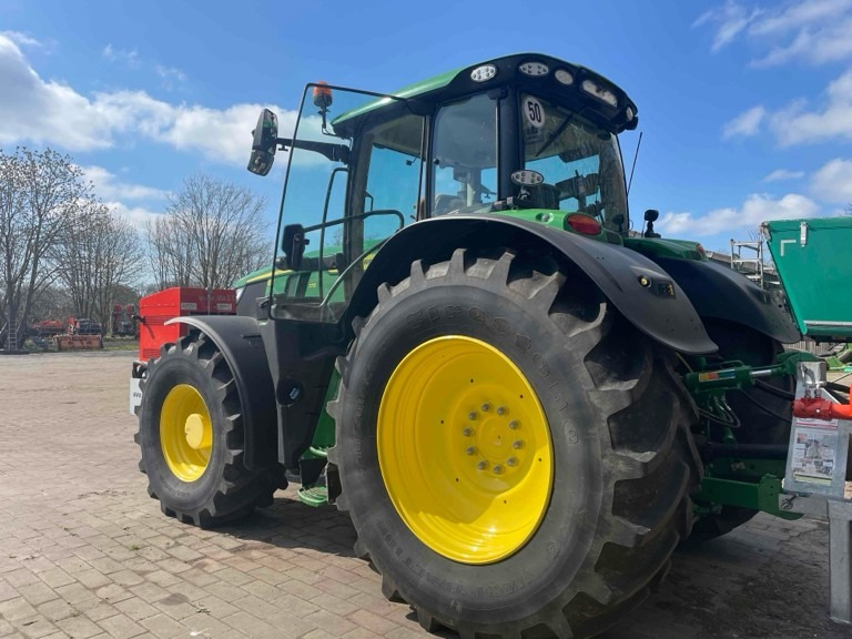 John Deere 6R 175 - Traktors: foto 4 John Deere 6R 175 - Traktors: foto 4