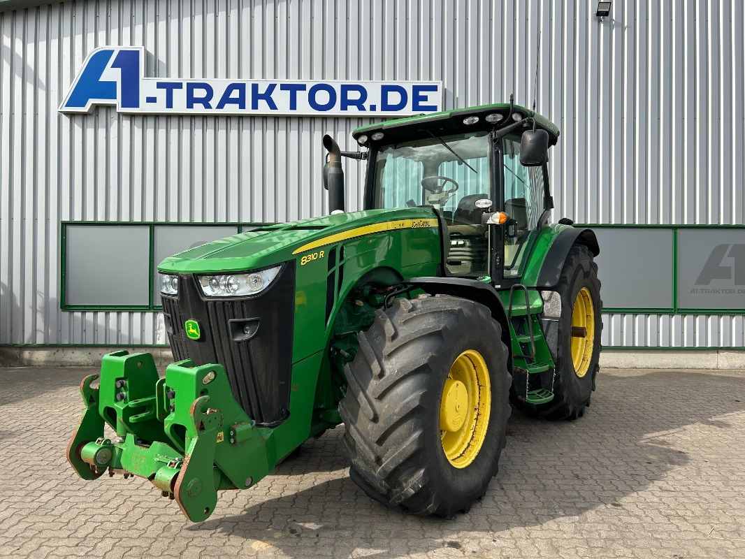 John Deere 8310R - Traktors: foto 1 John Deere 8310R - Traktors: foto 1