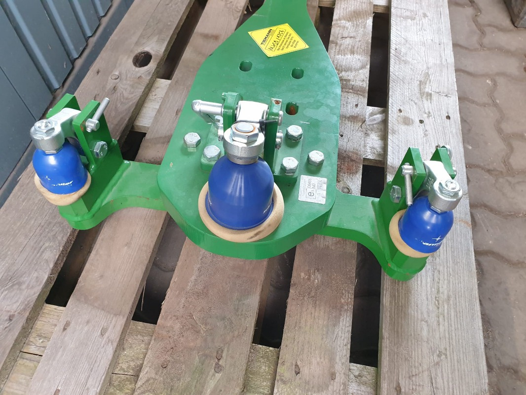 John Deere AUSZIEHBARE K80 / PASSEND AN 6R - Traktors: foto 2 John Deere AUSZIEHBARE K80 / PASSEND AN 6R - Traktors: foto 2