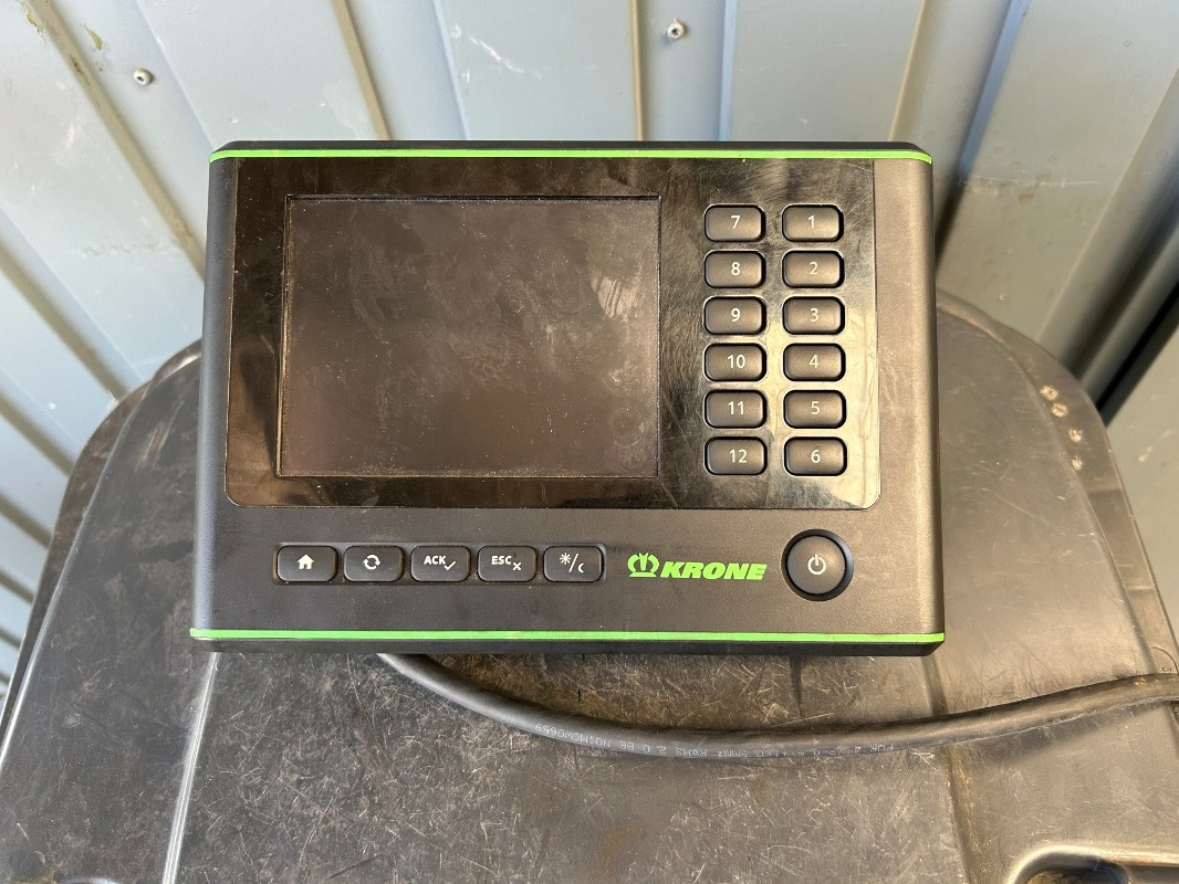 Krone GX 440 - Lauksaimniecības piekabe: foto 2 Krone GX 440 - Lauksaimniecības piekabe: foto 2