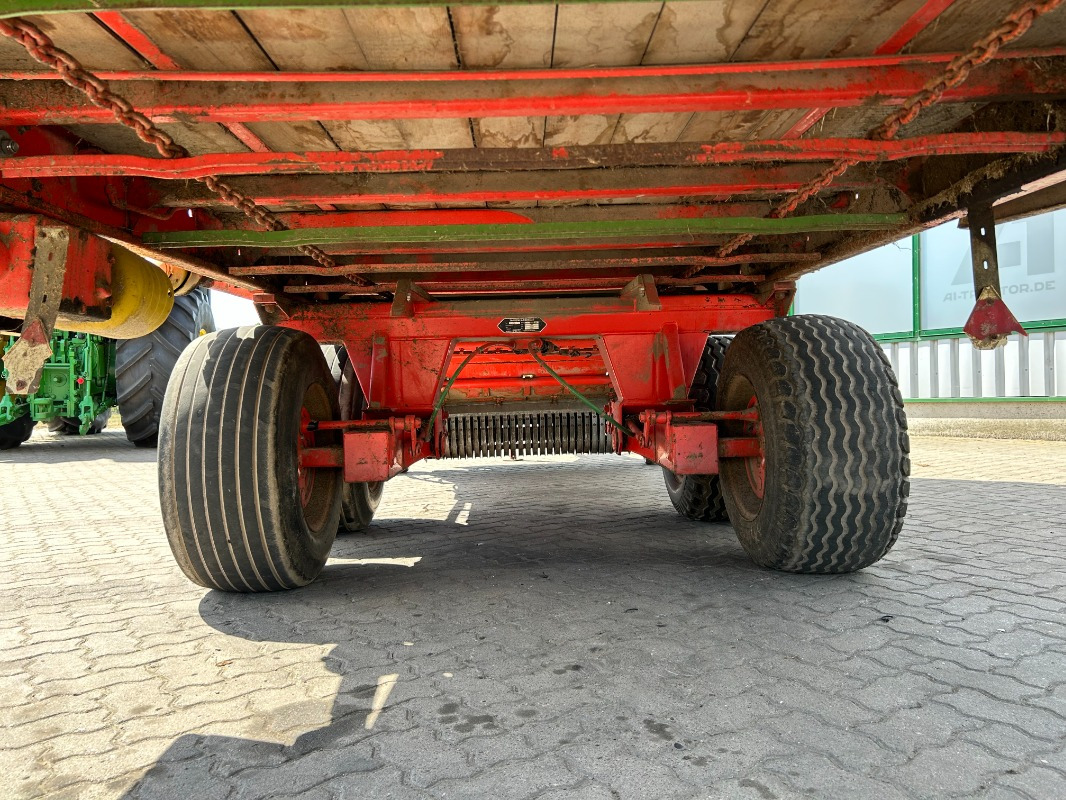 Krone Turbo 5000 T - Savācējpiekabe: foto 2 Krone Turbo 5000 T - Savācējpiekabe: foto 2