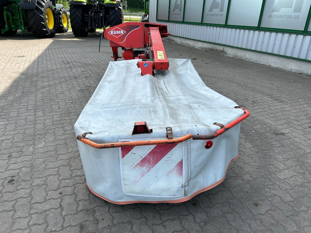 Kuhn GMD 702 GII - Pļāvējs: foto 2 Kuhn GMD 702 GII - Pļāvējs: foto 2