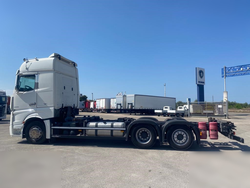 MERCEDES-BENZ ACTROS 2545 - Šasija kravas automašīna: foto 4 MERCEDES-BENZ ACTROS 2545 - Šasija kravas automašīna: foto 4