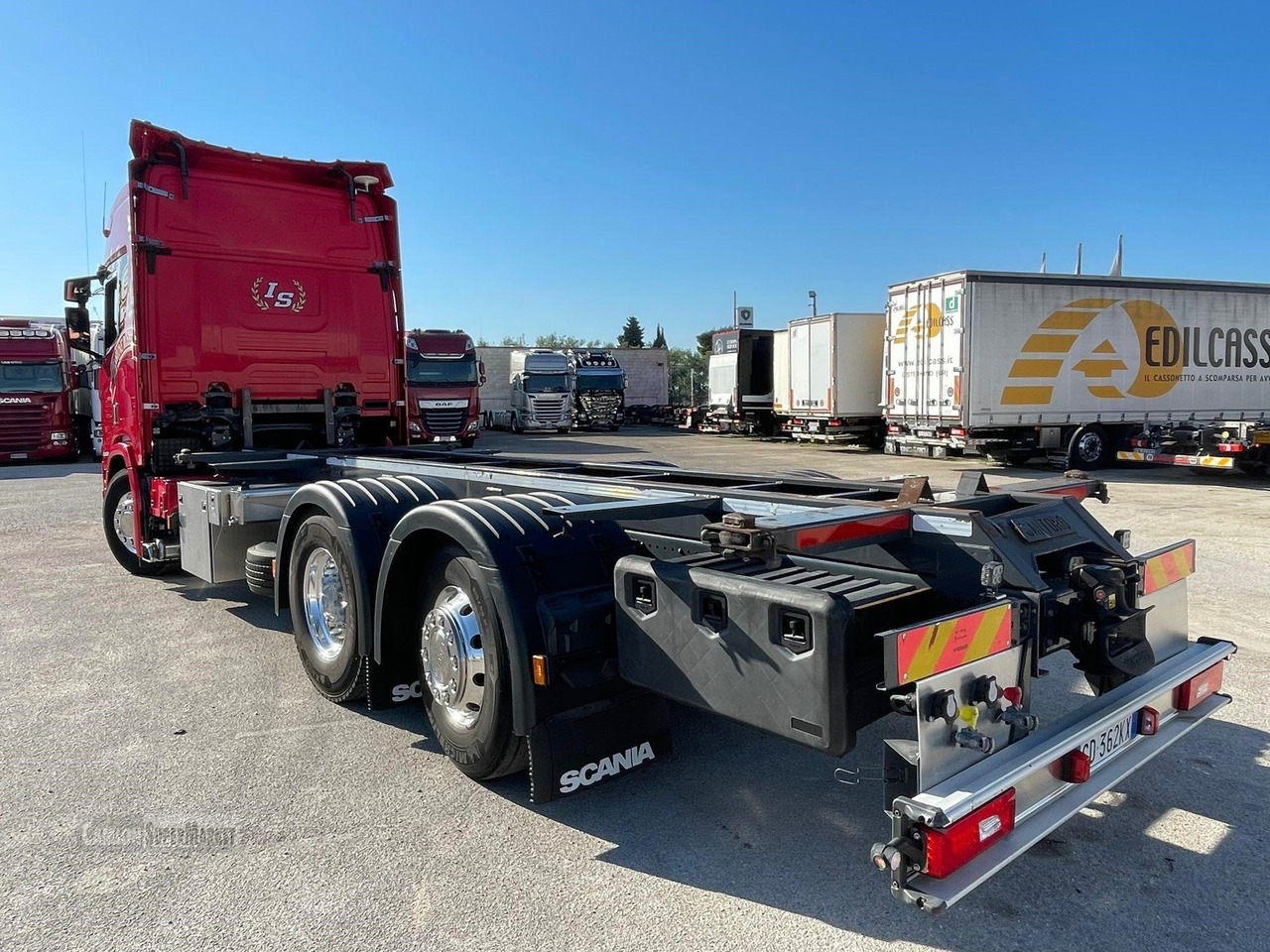 SCANIA R450 - Konteineru vedējs/ Kravas automašīna ar noņemamā virsbūve: foto 4 SCANIA R450 - Konteineru vedējs/ Kravas automašīna ar noņemamā virsbūve: foto 4