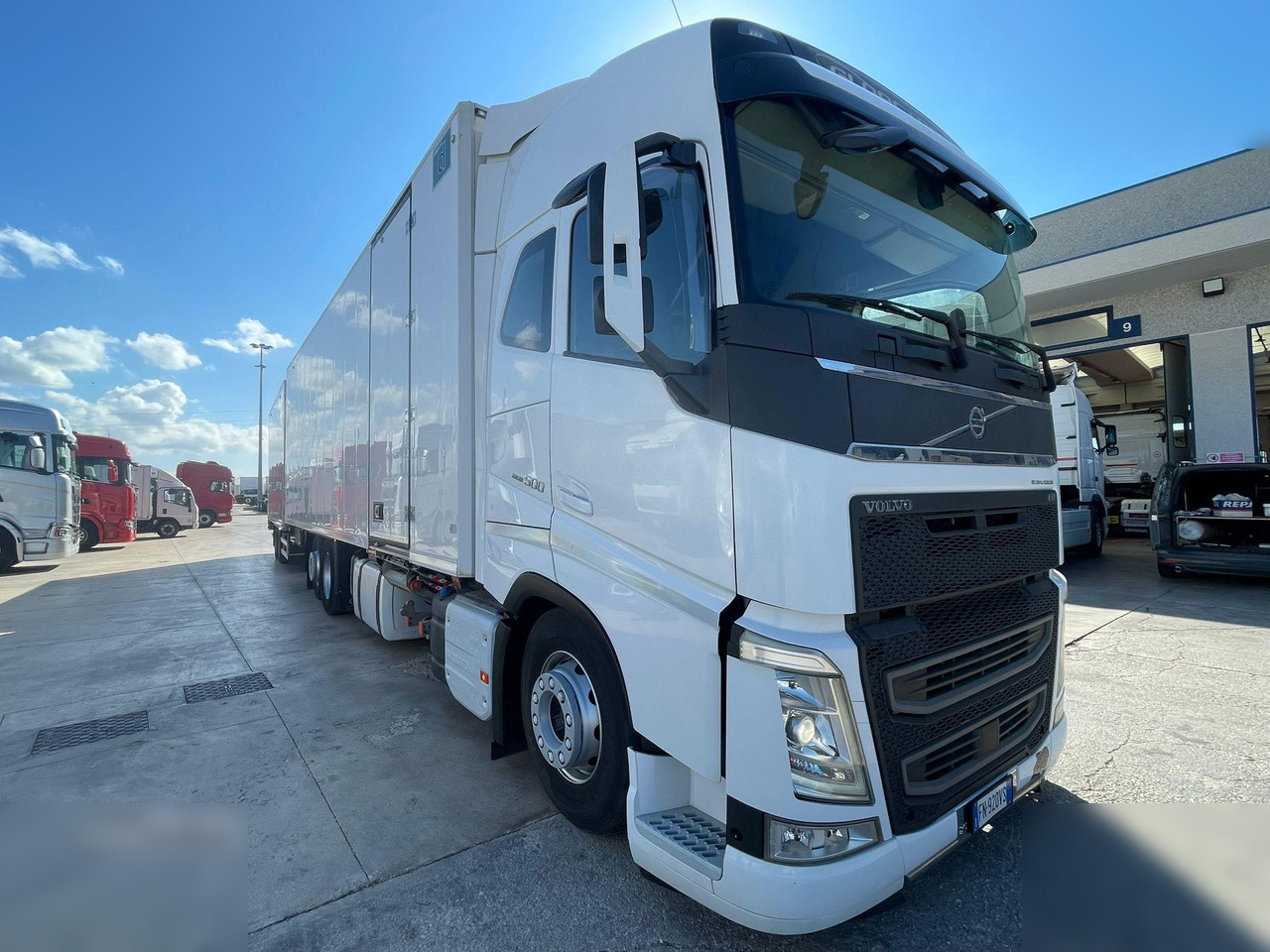 VOLVO FH500 - Kravas automašīna refrižerators: foto 5 VOLVO FH500 - Kravas automašīna refrižerators: foto 5