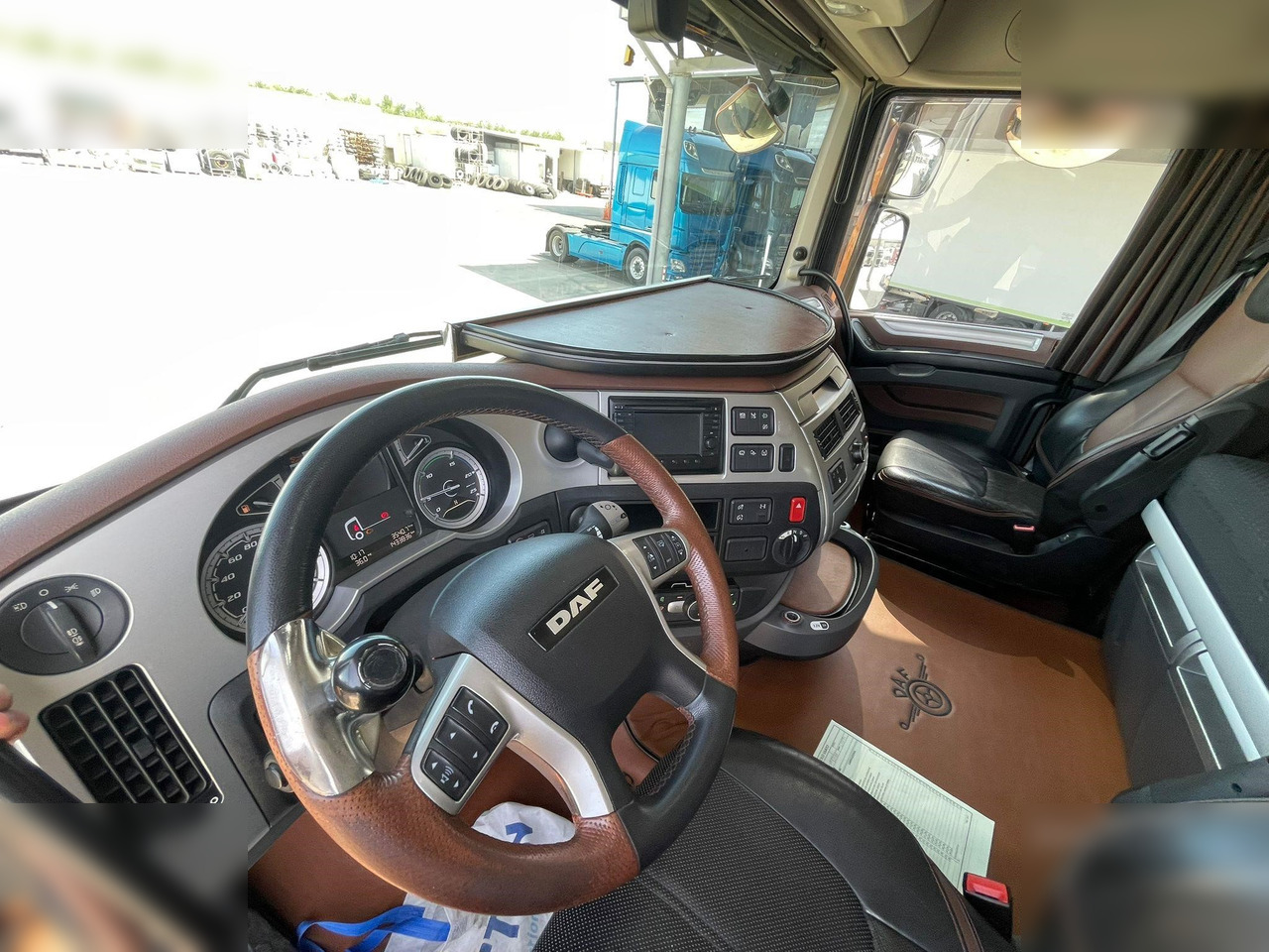 Vilcējs DAF XF530: foto 6