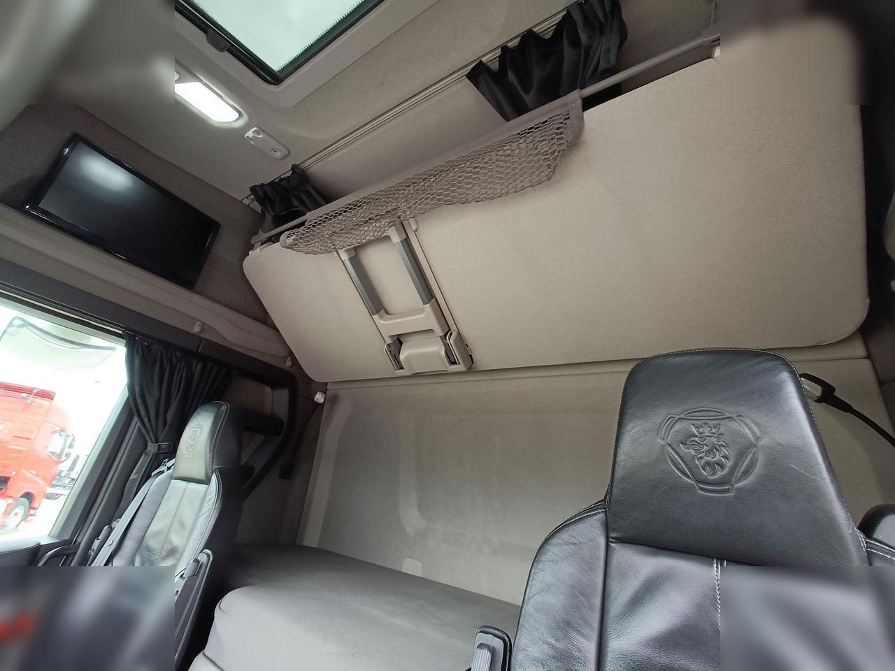 Vilcējs SCANIA R500: foto 6