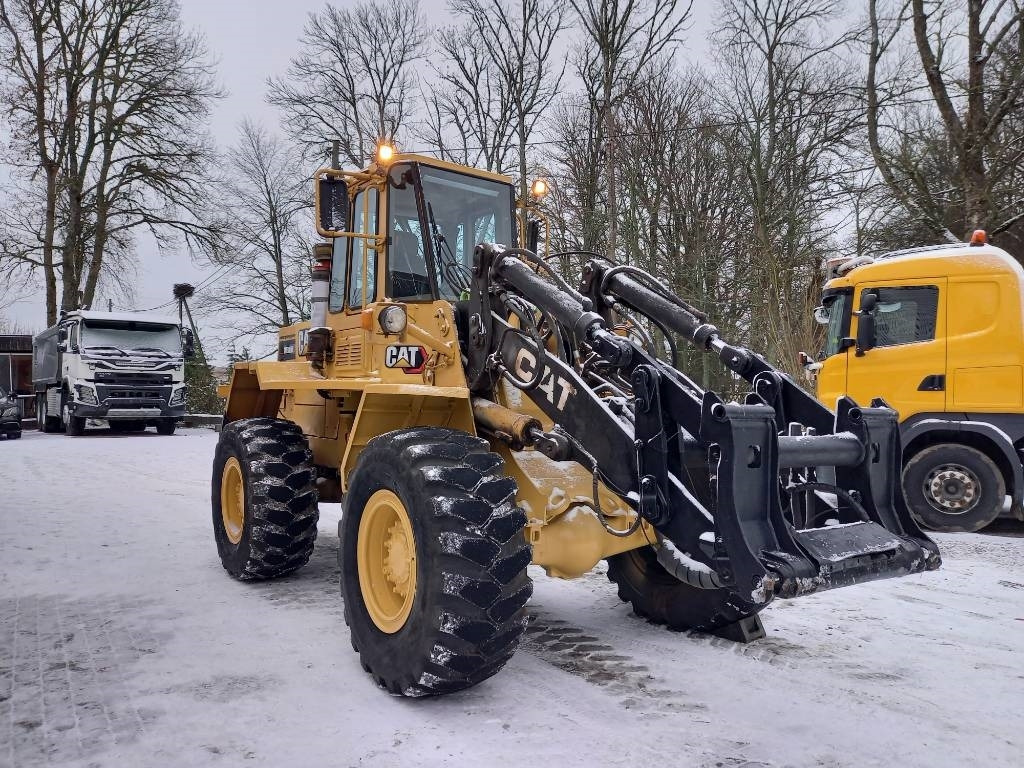 Riteņu iekrāvējs CAT IT 28 B: foto 21