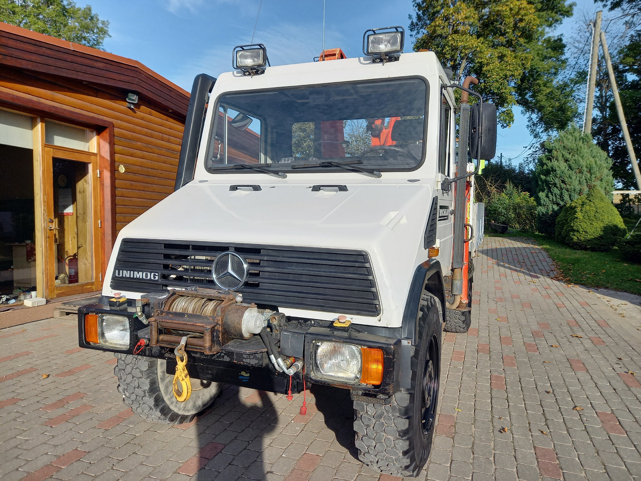 UNIMOG U100L - Kravas auto ar manipulatoru: foto 3 UNIMOG U100L - Kravas auto ar manipulatoru: foto 3