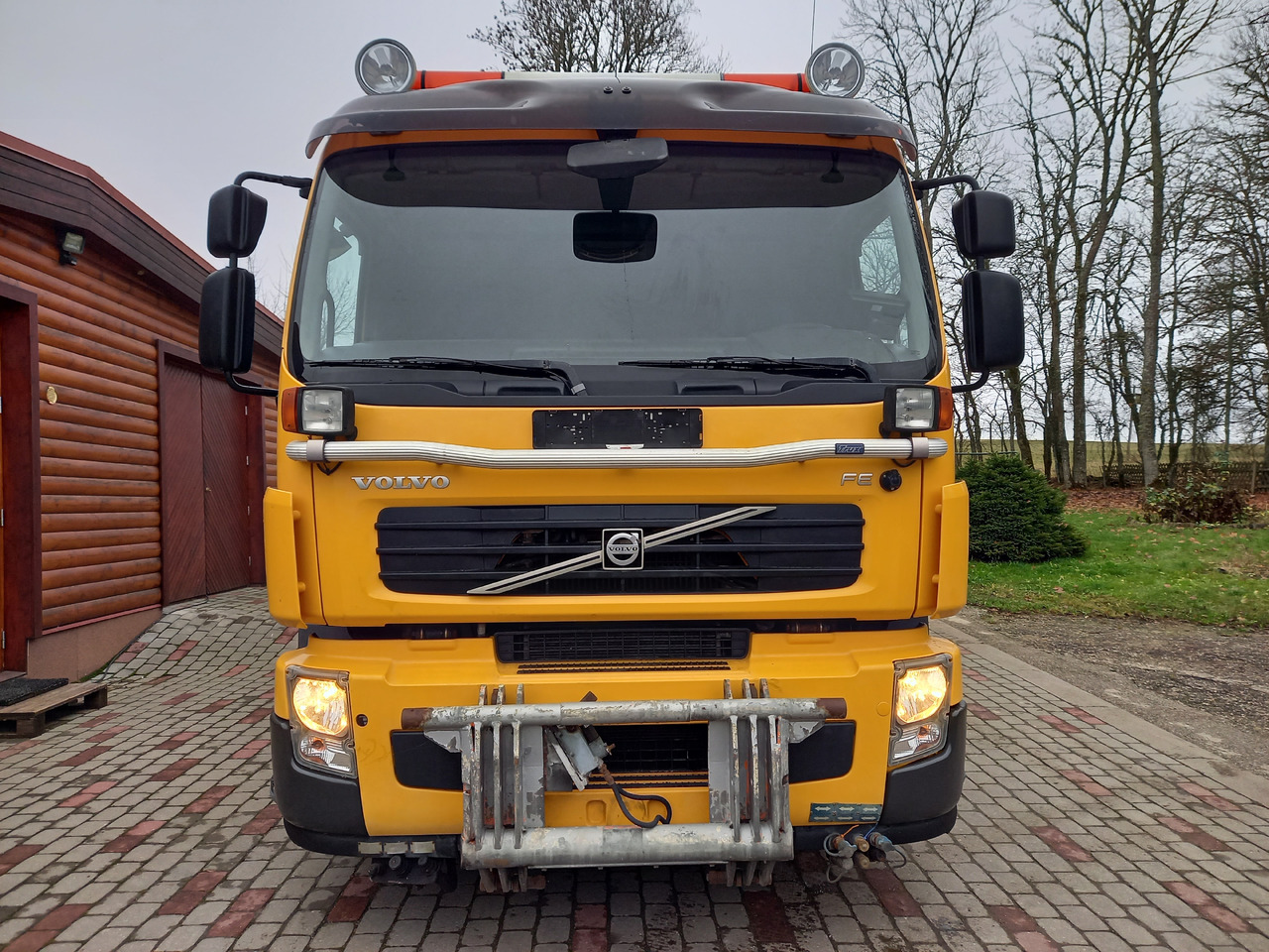 VOLVO FE 240, 4x2, EURO 5, TIPPER - Kravas automašīna pašizgāzējs: foto 4 VOLVO FE 240, 4x2, EURO 5, TIPPER - Kravas automašīna pašizgāzējs: foto 4