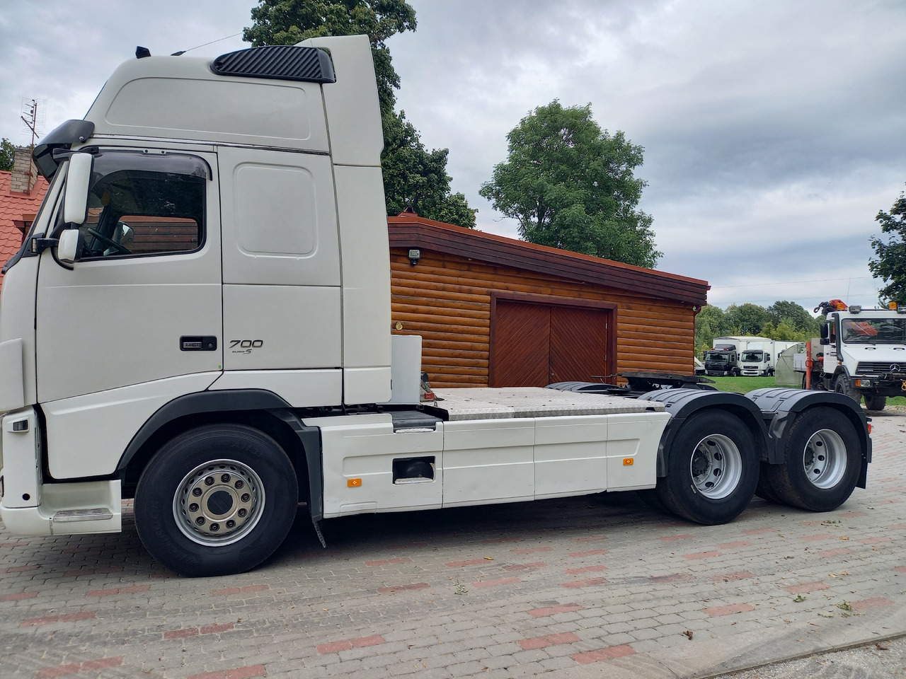 Vilcējs VOLVO FH 16, 6x4, 700, HÜDRAULIKA: foto 6