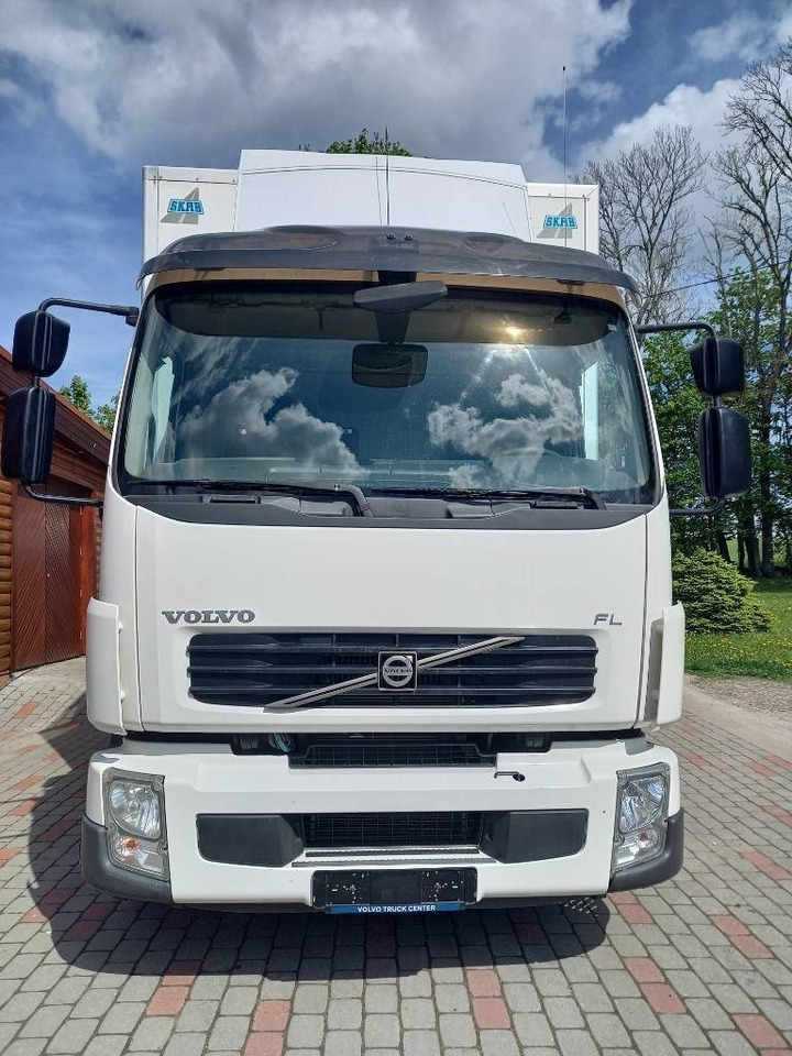 Volvo BM FL 240, 4x2, SIDE-OPENING - Kravas automašīna ar slēgto virsbūvi: foto 3 Volvo BM FL 240, 4x2, SIDE-OPENING - Kravas automašīna ar slēgto virsbūvi: foto 3