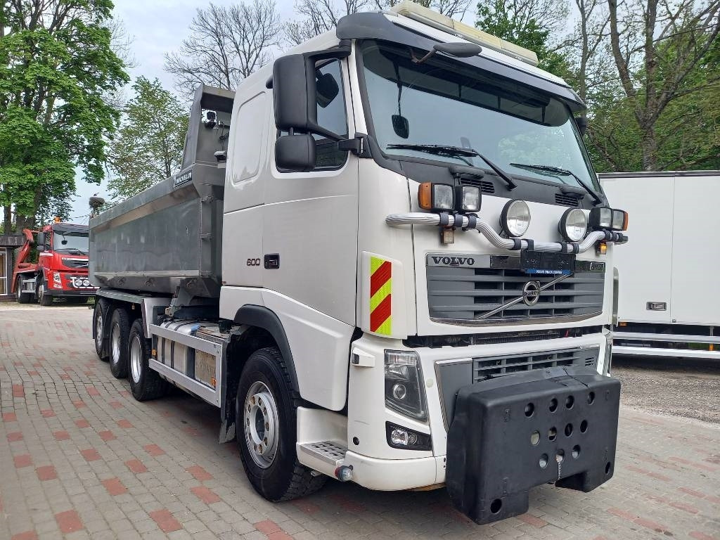 Volvo FH 16, 8x4 , RETARDER, BIG AXLES, GW 39500KG - Kravas automašīna pašizgāzējs: foto 5 Volvo FH 16, 8x4 , RETARDER, BIG AXLES, GW 39500KG - Kravas automašīna pašizgāzējs: foto 5