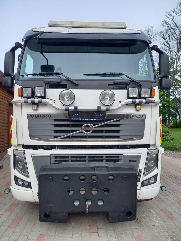 Volvo FH 16, 8x4 , RETARDER, BIG AXLES, GW 39500KG - Kravas automašīna pašizgāzējs: foto 4 Volvo FH 16, 8x4 , RETARDER, BIG AXLES, GW 39500KG - Kravas automašīna pašizgāzējs: foto 4