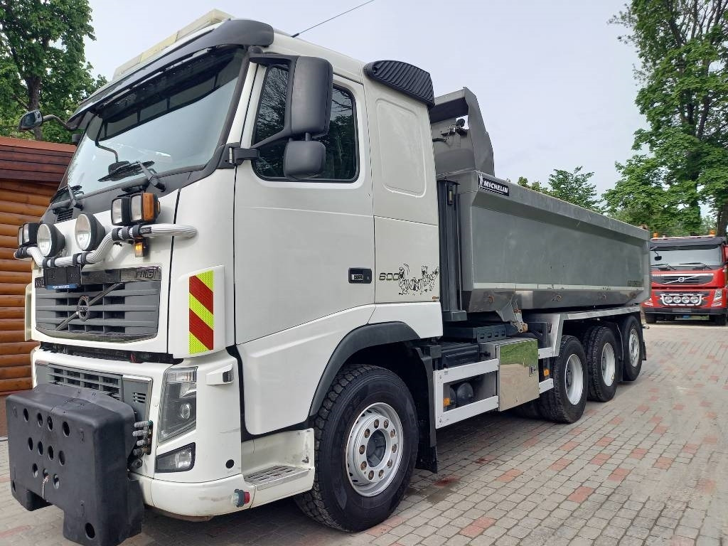 Volvo FH 16, 8x4 , RETARDER, BIG AXLES, GW 39500KG - Kravas automašīna pašizgāzējs: foto 1 Volvo FH 16, 8x4 , RETARDER, BIG AXLES, GW 39500KG - Kravas automašīna pašizgāzējs: foto 1