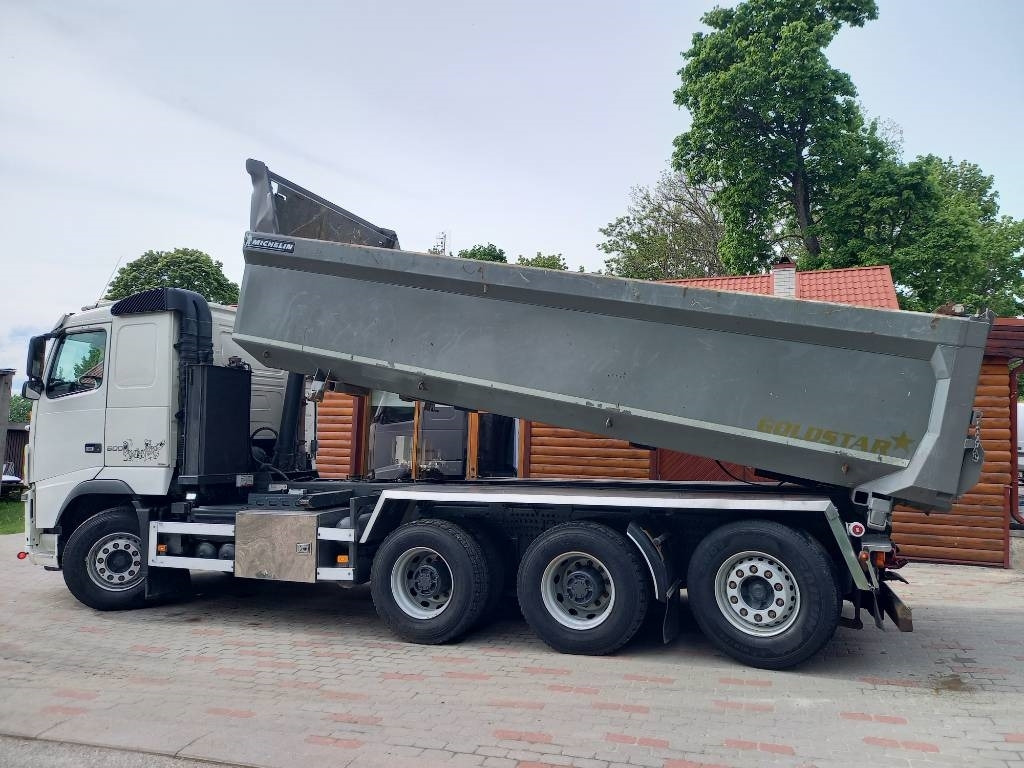 Volvo FH 16, 8x4 , RETARDER, BIG AXLES, GW 39500KG - Kravas automašīna pašizgāzējs: foto 2 Volvo FH 16, 8x4 , RETARDER, BIG AXLES, GW 39500KG - Kravas automašīna pašizgāzējs: foto 2