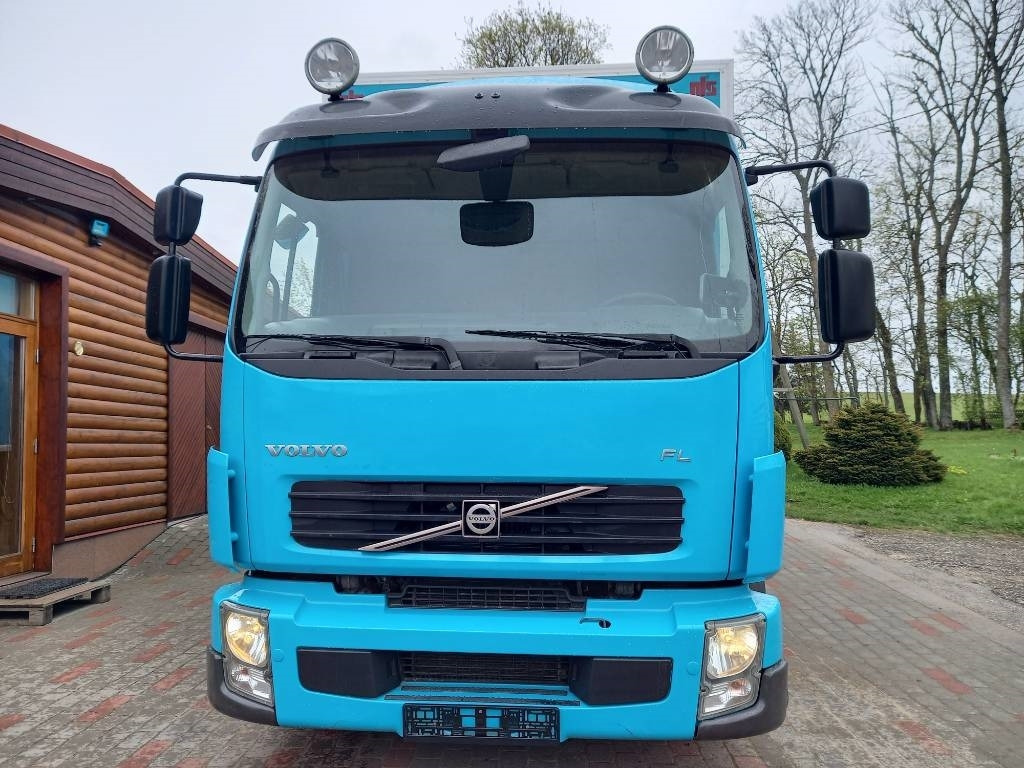 Volvo FL 240, 4x2, GW 16000 KG - Kravas automašīna ar slēgto virsbūvi: foto 5 Volvo FL 240, 4x2, GW 16000 KG - Kravas automašīna ar slēgto virsbūvi: foto 5