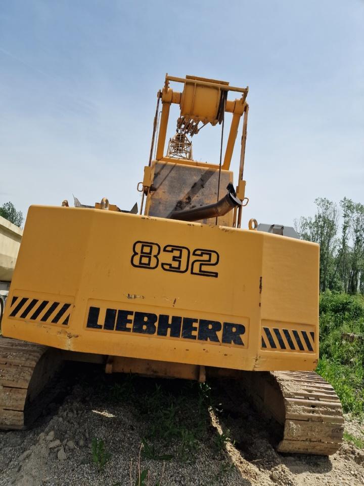 Liebherr 832 Seilbagger - Dragline ekskavators: foto 4 Liebherr 832 Seilbagger - Dragline ekskavators: foto 4