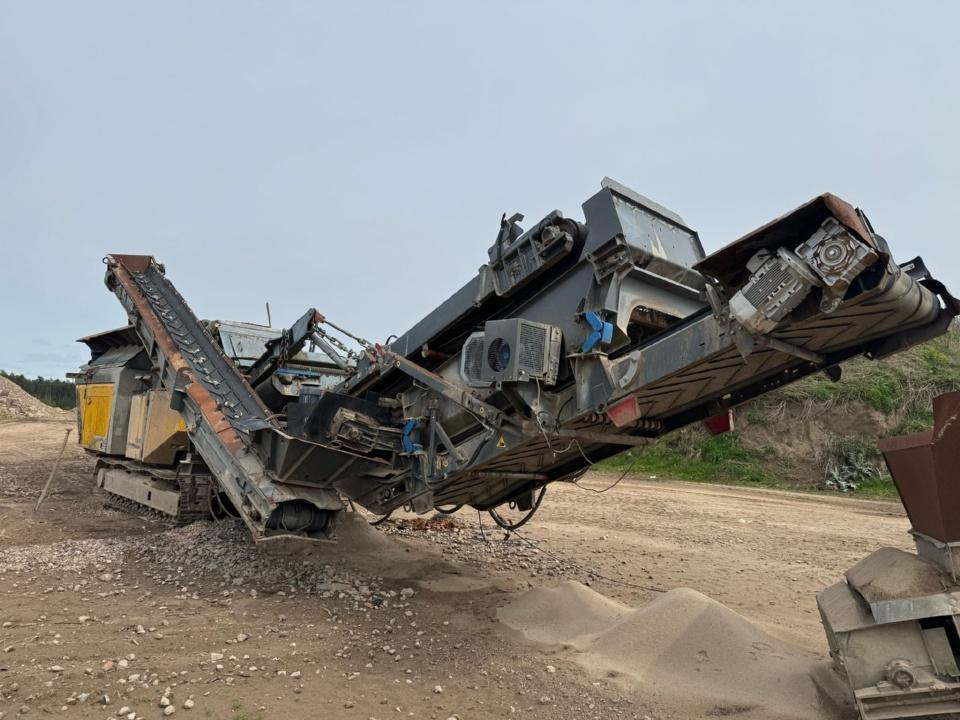 Rubble Master 1000 GO Mobile Brecher Anlage - Mobilais drupinātājs: foto 1 Rubble Master 1000 GO Mobile Brecher Anlage - Mobilais drupinātājs: foto 1