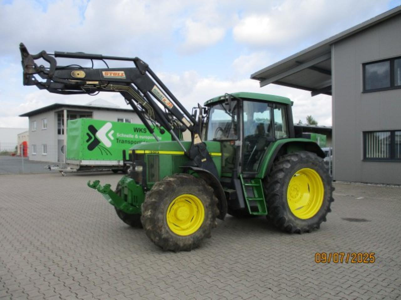 John Deere 6510 - Traktors: foto 1 John Deere 6510 - Traktors: foto 1