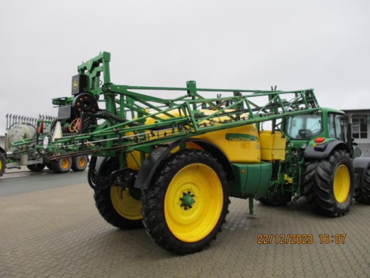John Deere 740 - Piekabināmais miglotājs: foto 5 John Deere 740 - Piekabināmais miglotājs: foto 5