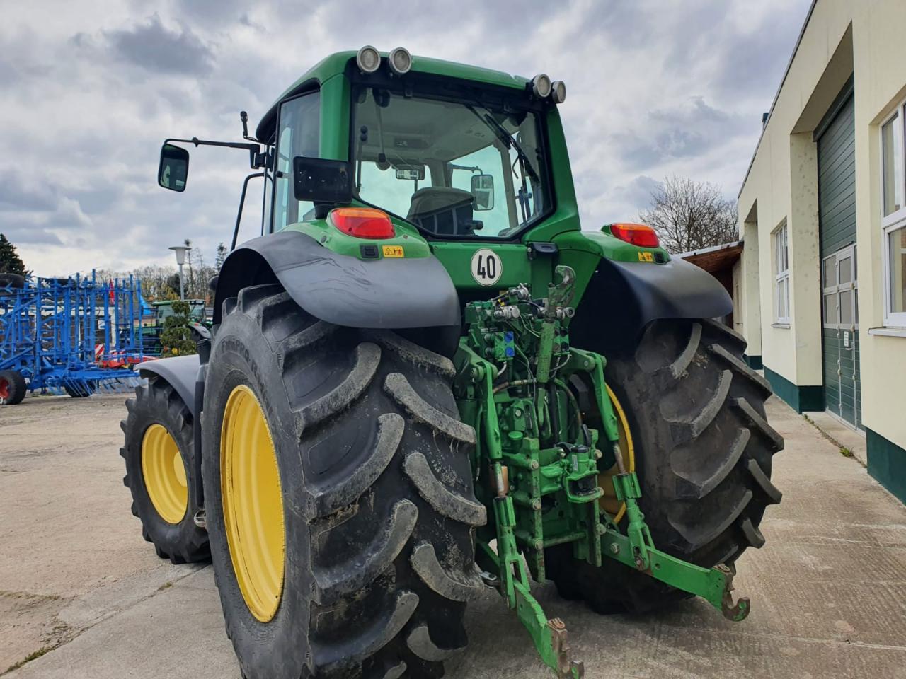 John Deere 7530 Premium - Traktors: foto 5 John Deere 7530 Premium - Traktors: foto 5