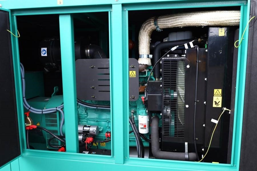 Cummins C220D5EQ Declaration of Conformity, Diesel, 220kVA - Elektroģenerators: foto 2 Cummins C220D5EQ Declaration of Conformity, Diesel, 220kVA - Elektroģenerators: foto 2