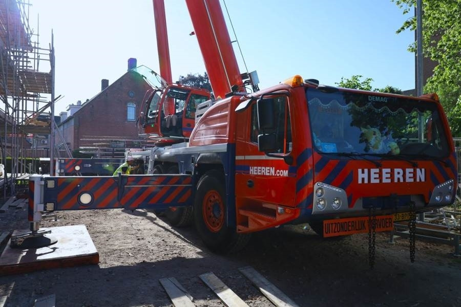 Demag AC220-5 Dutch Registration, 10x6x10, 220t Ca - Visurgājējs celtnis: foto 1 Demag AC220-5 Dutch Registration, 10x6x10, 220t Ca - Visurgājējs celtnis: foto 1