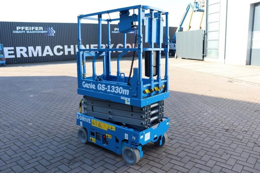 Genie GS1330M Valid inspection, *Guarantee! All-Electric - Šķērveida pacēlājs: foto 2 Genie GS1330M Valid inspection, *Guarantee! All-Electric - Šķērveida pacēlājs: foto 2