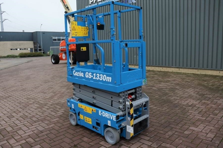 Genie GS1330M Valid inspection, *Guarantee! All-Electric - Šķērveida pacēlājs: foto 5 Genie GS1330M Valid inspection, *Guarantee! All-Electric - Šķērveida pacēlājs: foto 5
