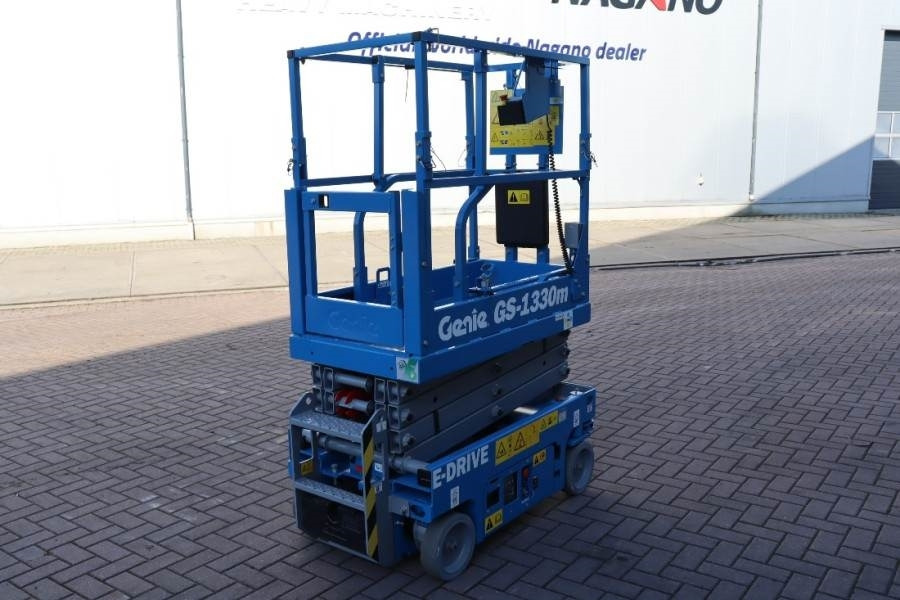 Genie GS1330M Valid inspection, *Guarantee! All-Electric - Šķērveida pacēlājs: foto 2 Genie GS1330M Valid inspection, *Guarantee! All-Electric - Šķērveida pacēlājs: foto 2