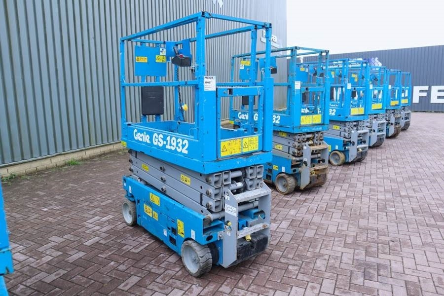 Genie GS1932 Electric, Working Height 7.8 m, 227kg Capac - Šķērveida pacēlājs: foto 2 Genie GS1932 Electric, Working Height 7.8 m, 227kg Capac - Šķērveida pacēlājs: foto 2